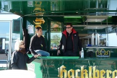 16-10-2011_iltzalkini_Anita-Bernie-Hans