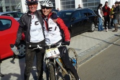 16-10-2011_iltzalkini_Anja-Gerti-nach-dem-Rennen